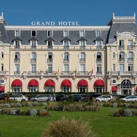 #bel Cosy Clos Mathilde ! شقة *